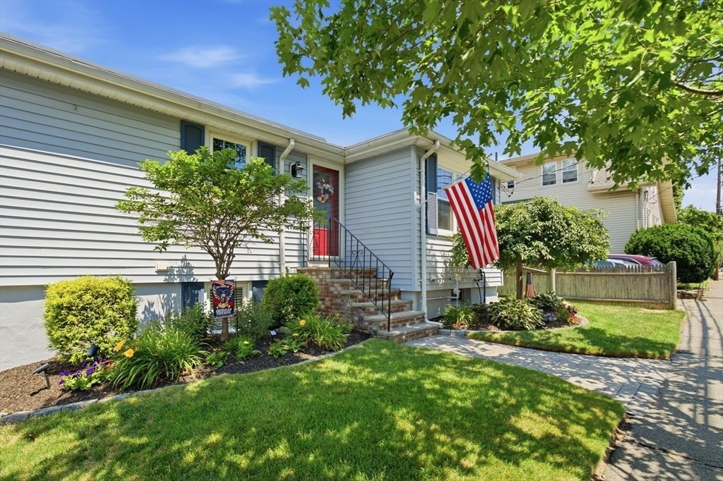 House in Lynn, Massachusetts, United States 2 - 18372035