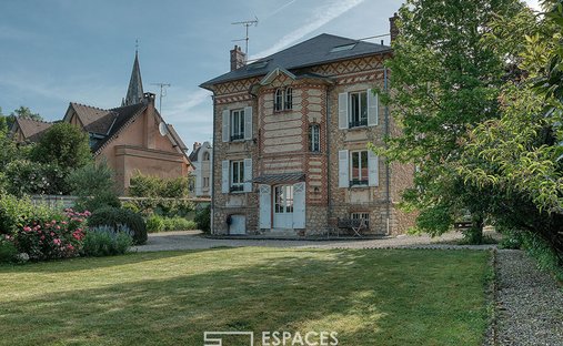 Villa in La Ferté-Alais, Île-de-France, Frankreich 1