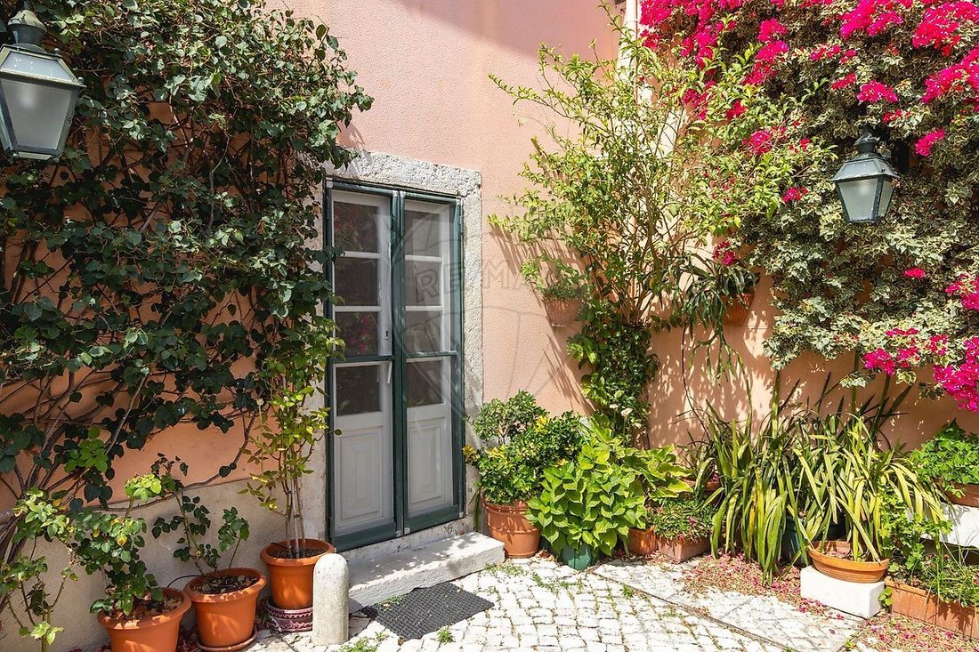 Villa in Carnide, Lisbon, Portugal 2 - 18372119