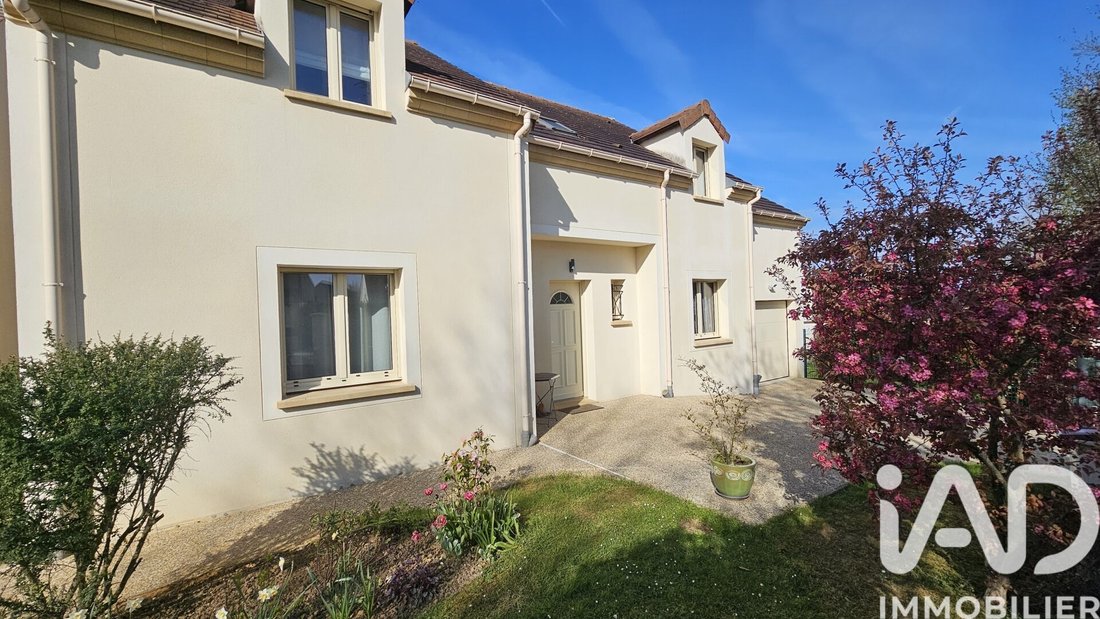 House in Morainvilliers, Ile-de-France, France 1 - 16982340