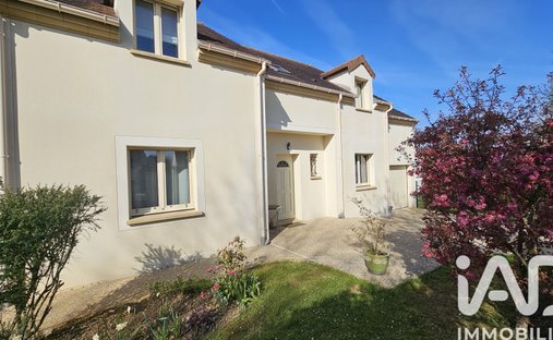 House in Morainvilliers, Ile-de-France, France 1