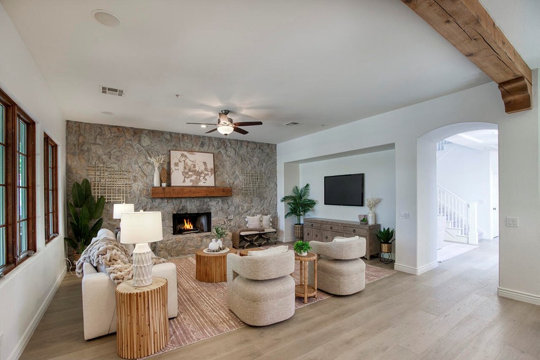 Scottsdale, Arizona, United States 3 - 18372132