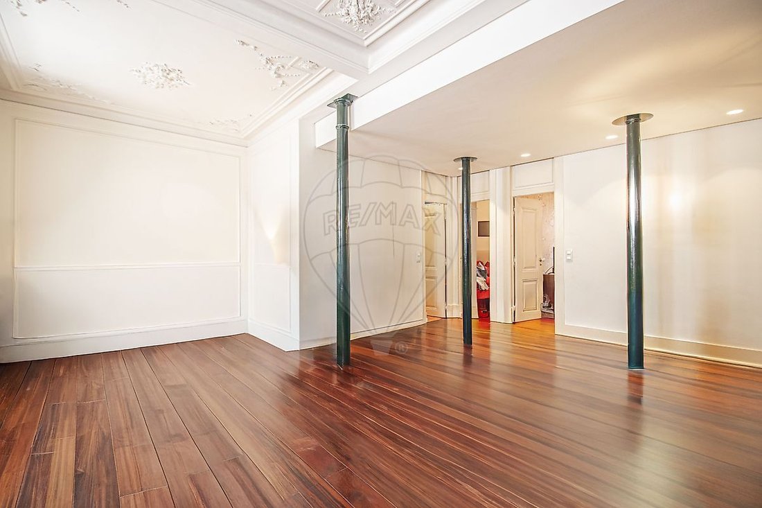 Apartment in Misericordia, Lisbon, Portugal 4 - 18372120