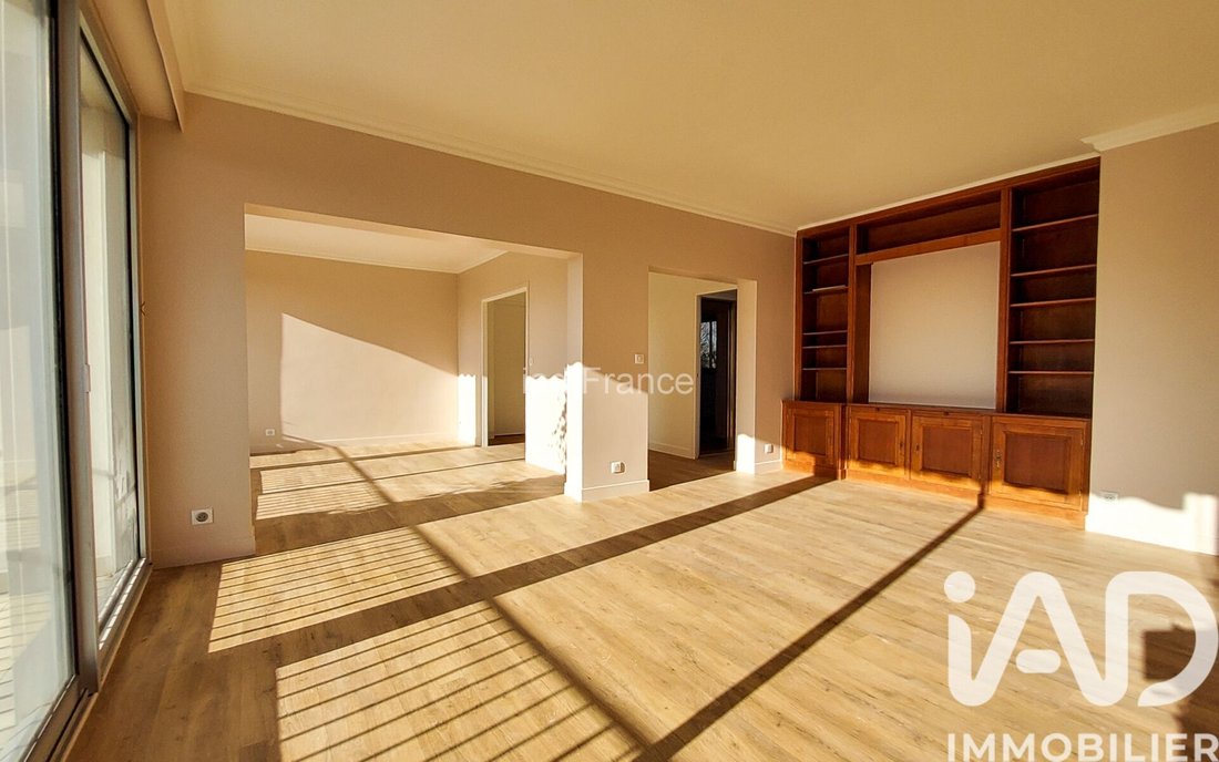 Apartment in Chateau de Vaucresson, Vaucresson, France 2 - 18038346
