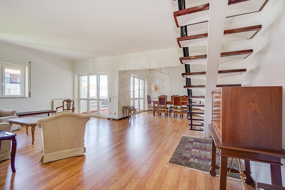 Apartment in Cascais e Estoril, Lisbon, Portugal 1 - 18372149
