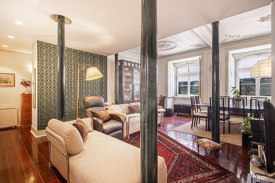 Apartment in Misericordia, Lisbon, Portugal 2 - 18372120