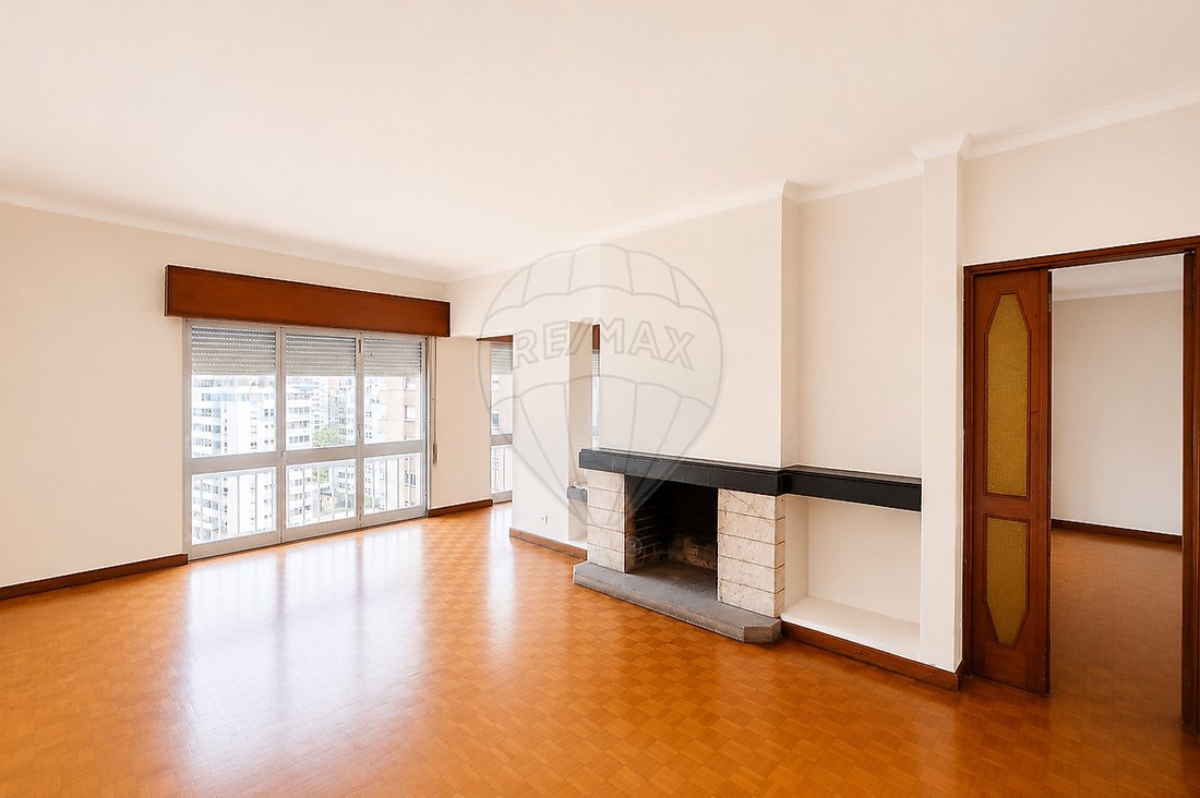 Apartment in Alges, Linda-a-Velha e Cruz Quebrada-Dafundo, Lisbon, Portugal 2 - 18372152