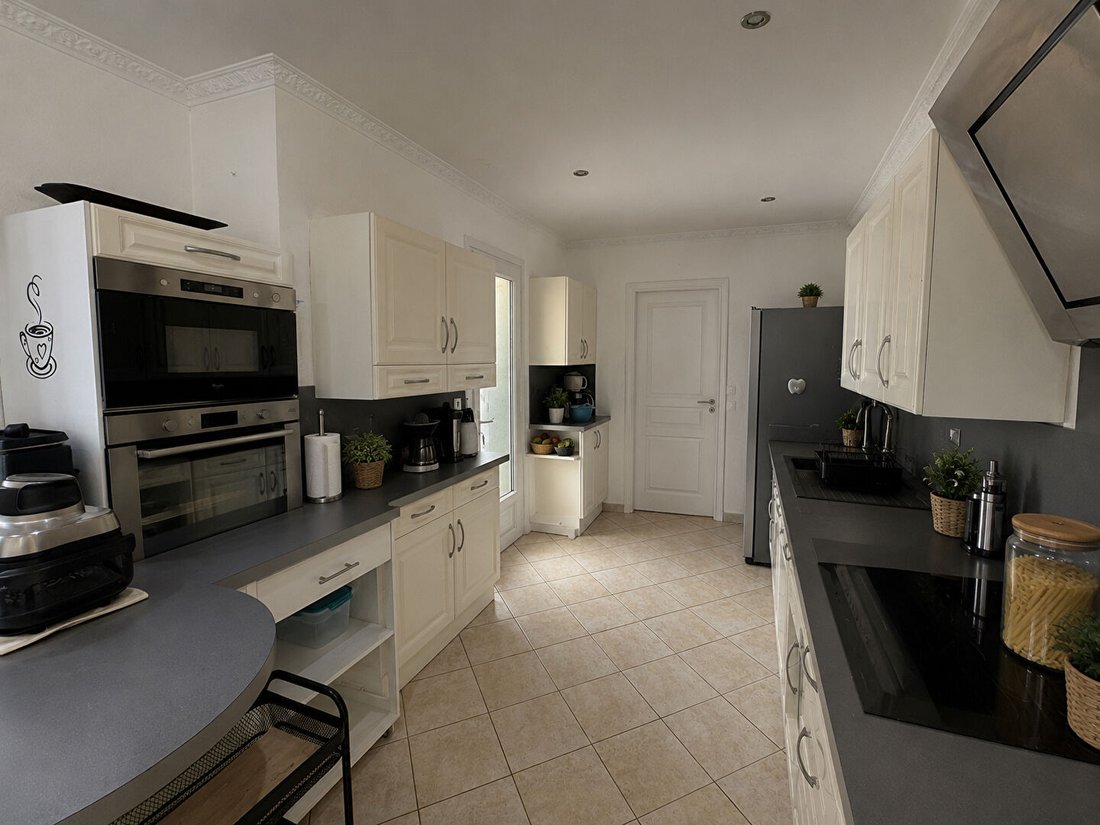 Villa in Sud, Vidauban, France 4 - 18368030