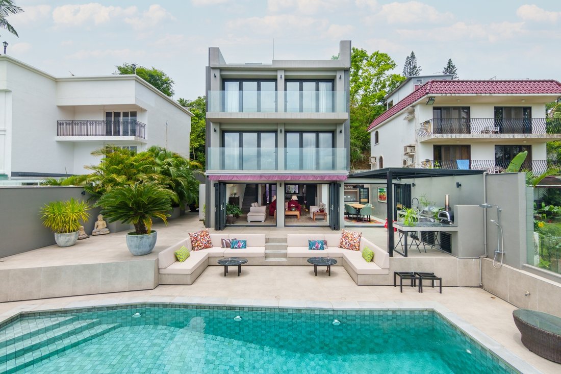 Apartment in Sai Kung, Hong Kong 1 - 18372042