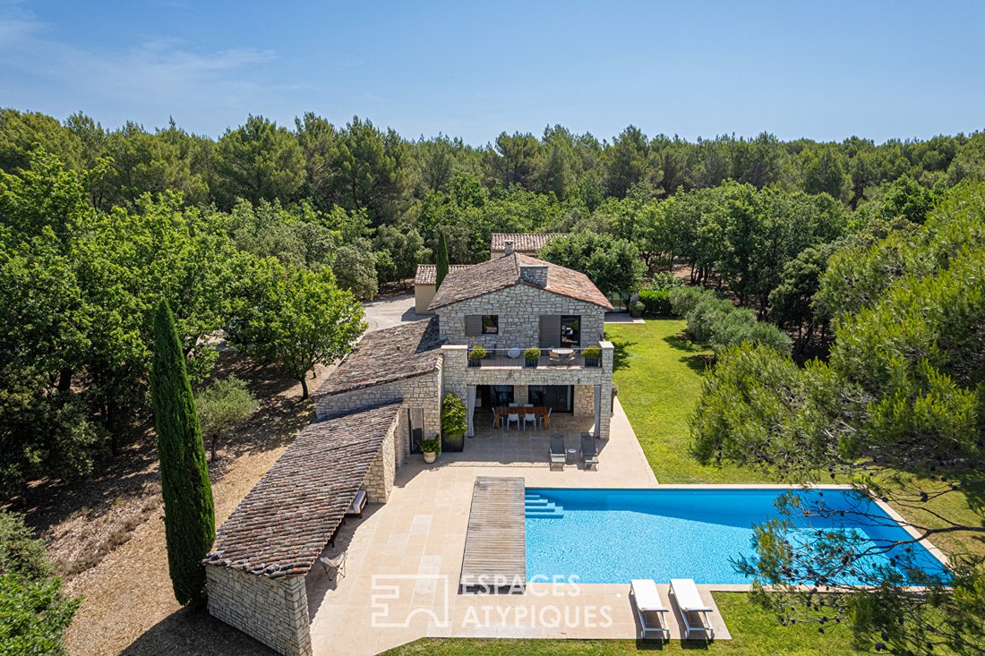 Villa in Saint-Saturnin-lès-Apt, Provence-Alpes-Côte d'Azur, France 1 - 18368408