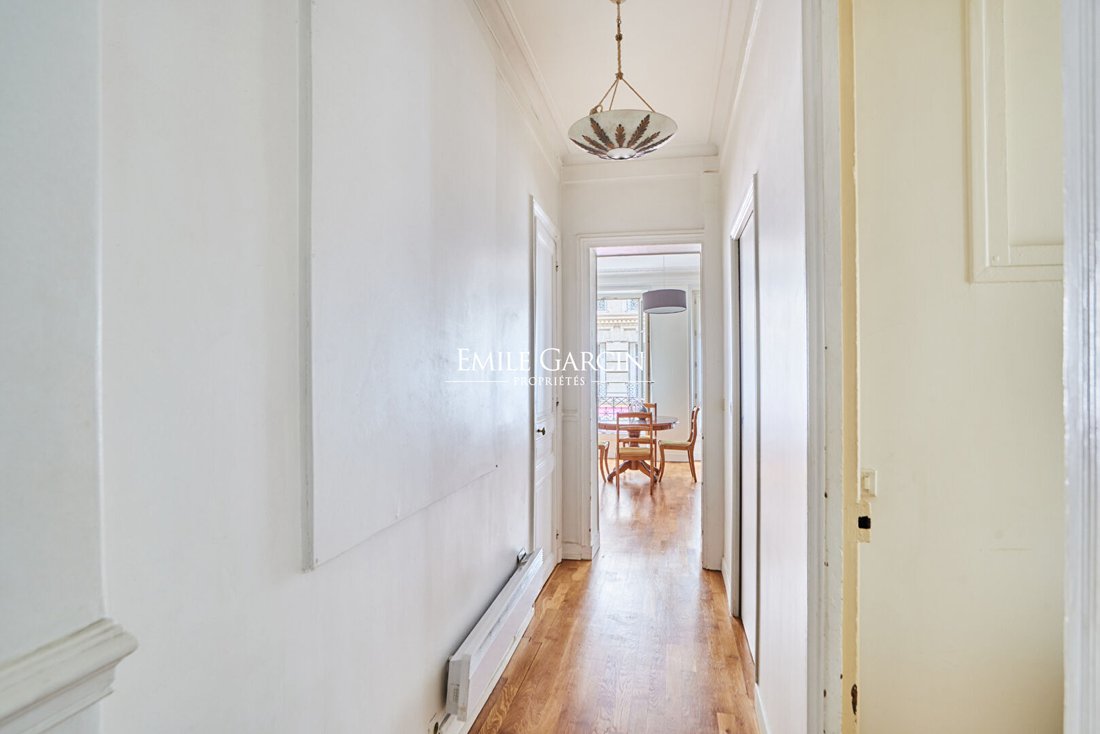Apartment in Saint Gervais, Paris 4e Arrondissement, Paris 4 - 17304853