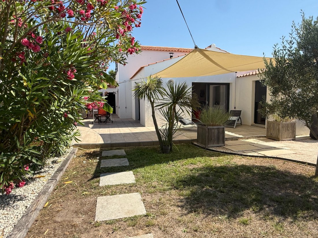 Villa in L'Épine, Pays de la Loire, France 2 - 18367921
