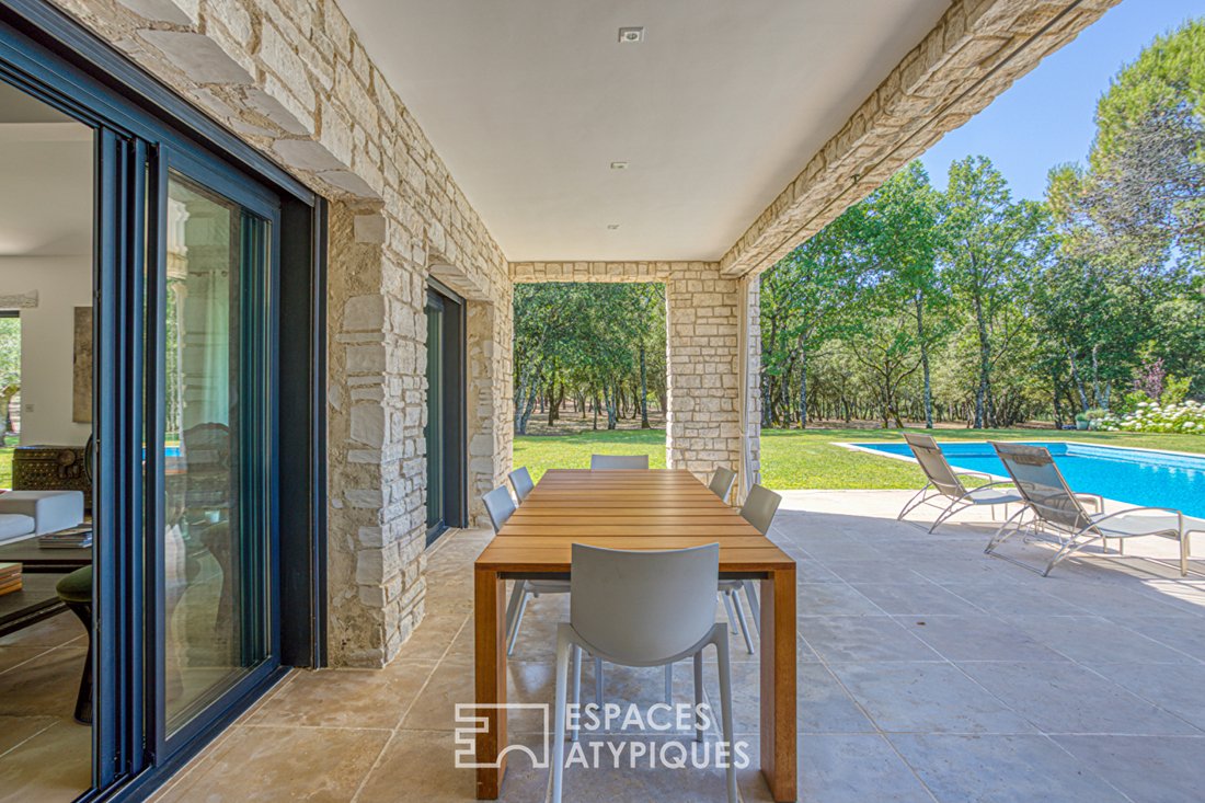 Villa in Saint-Saturnin-lès-Apt, Provence-Alpes-Côte d'Azur, France 4 - 18368408