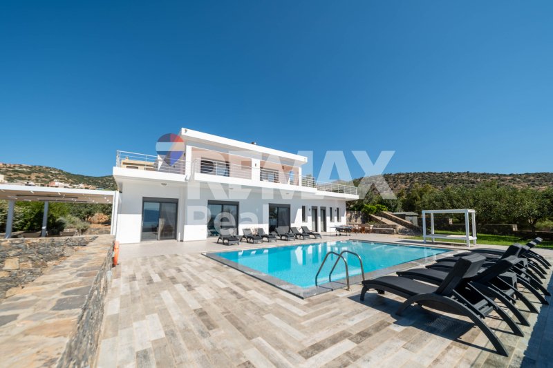 Villa in Community of Agios Nikolaos, Agios Nikolaos, Greece 1 - 18046120