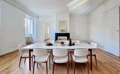 Apartment in Hôtel de Ville-Quinconce-Saint Seurin-Fondaudège, Bordeaux, France 1