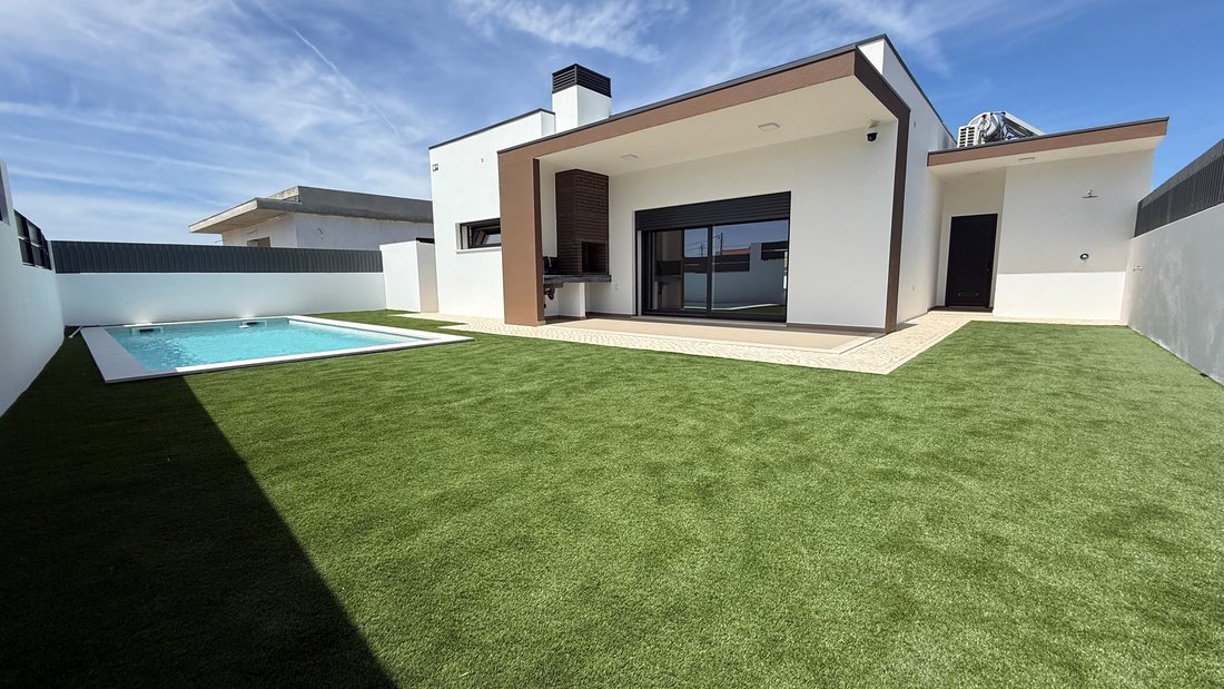 Villa in Azeitao (Sao Lourenco e Sao Simao), Setubal, Portugal 1 - 18372057
