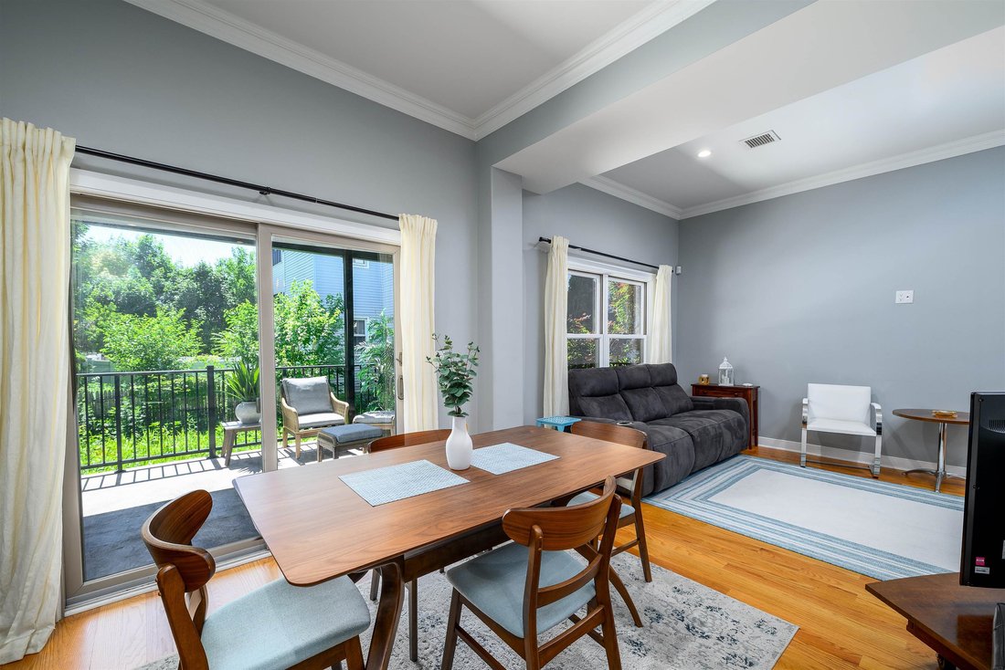 Condo in Jersey City, New Jersey, United States 2 - 18372136