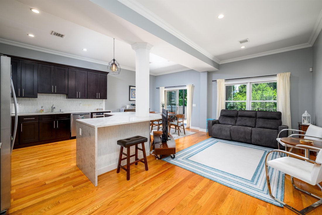 Condo in Jersey City, New Jersey, United States 1 - 18372136