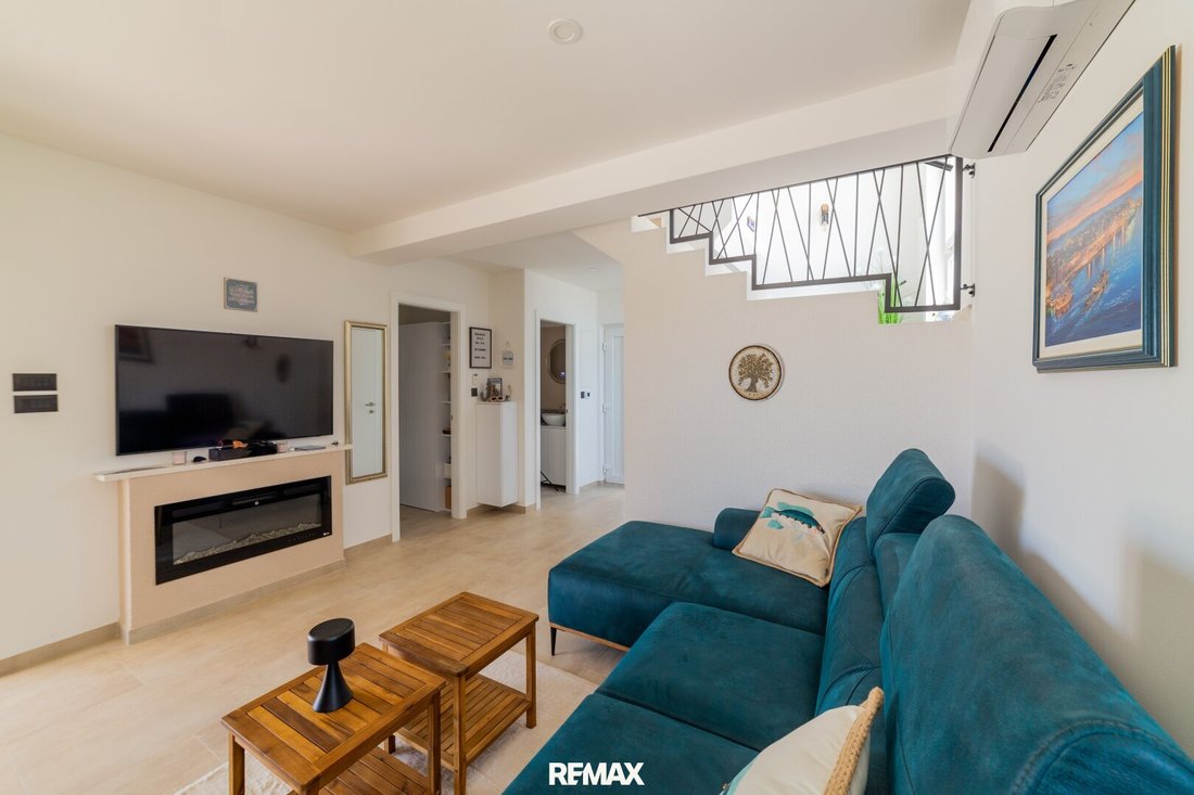 Villa in Vrsi, Zadar County, Croatia 4 - 17763423