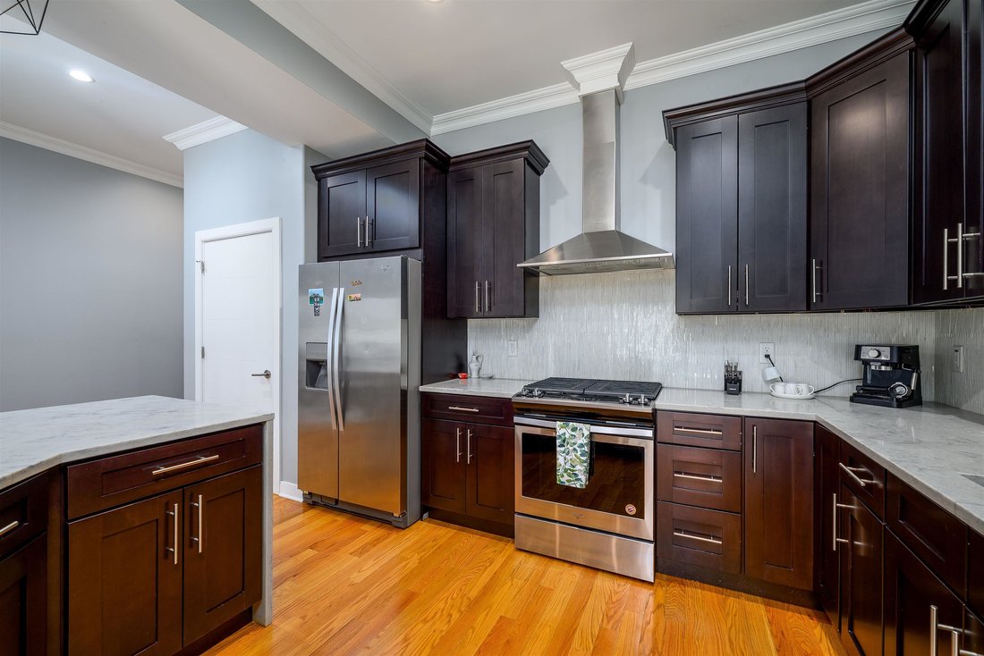 Condo in Jersey City, New Jersey, United States 3 - 18372136
