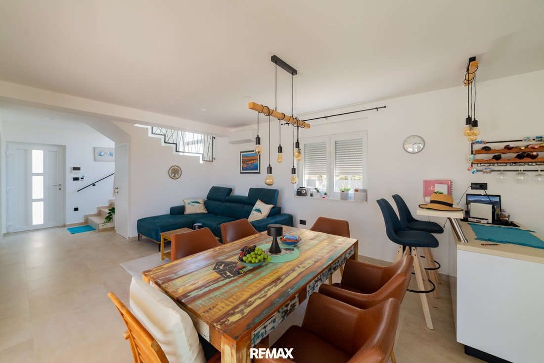 Villa in Vrsi, Zadar County, Croatia 2 - 17763423