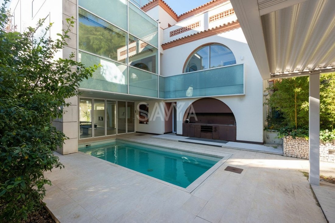 Villa in Les Corts, Barcelona, Spain 2 - 18372028