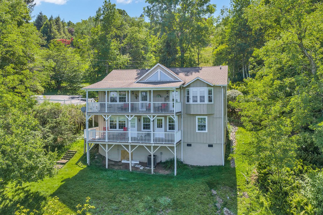 House in Blowing Rock, North Carolina, United States 1 - 18372096
