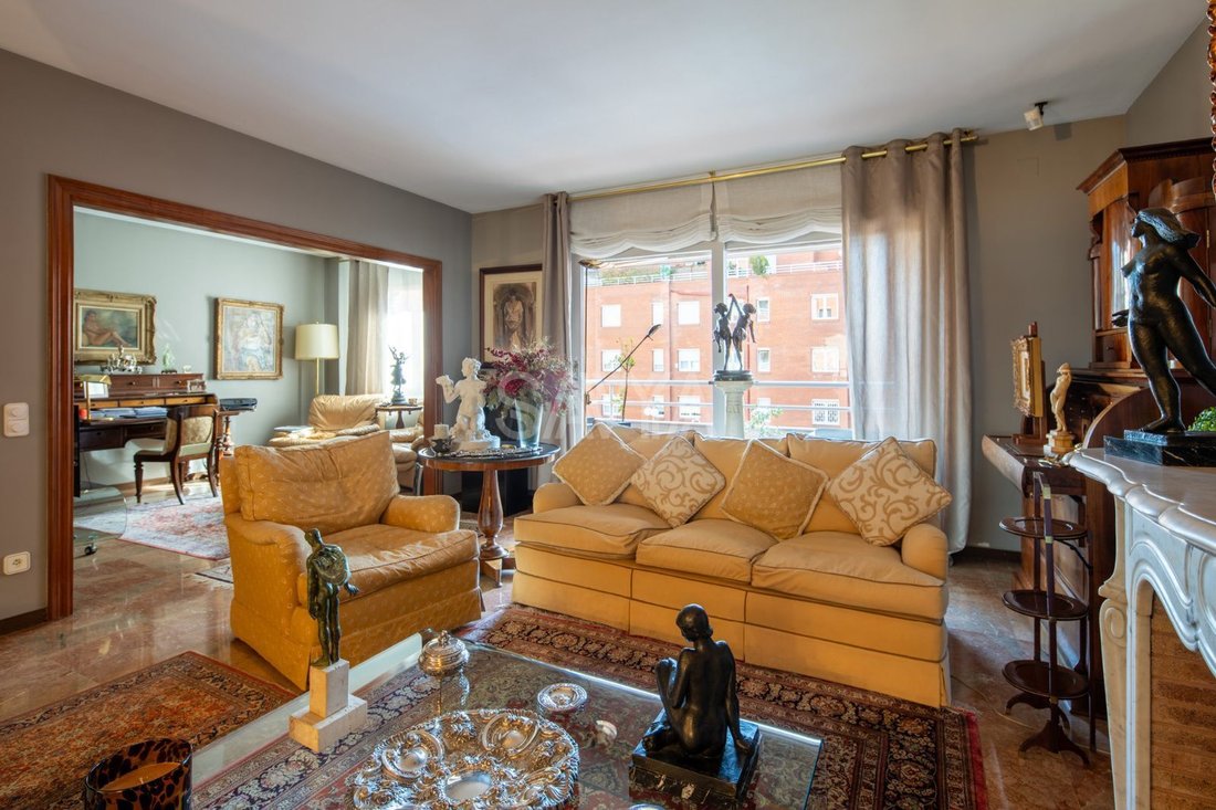 Apartment in Sarrià-Sant Gervasi, Barcelona, Spain 4 - 18372004