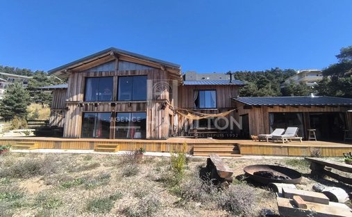 Villa in Gréolières, Provence-Alpes-Côte d'Azur, France 1