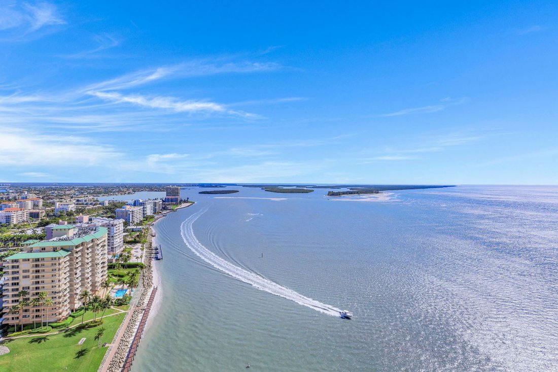 Condo in Marco Island, Florida, United States 2 - 16475092