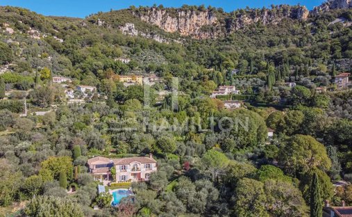 Villa in Grasse, Provence-Alpes-Côte d'Azur, France 1