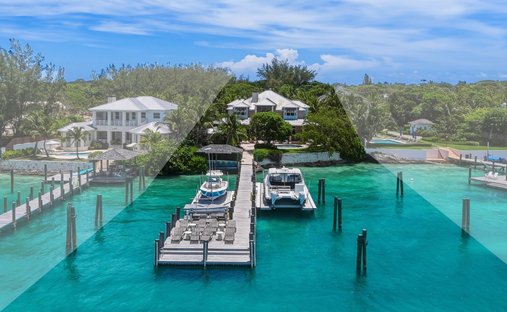 Dunmore Town, Harbour Island, The Bahamas 1