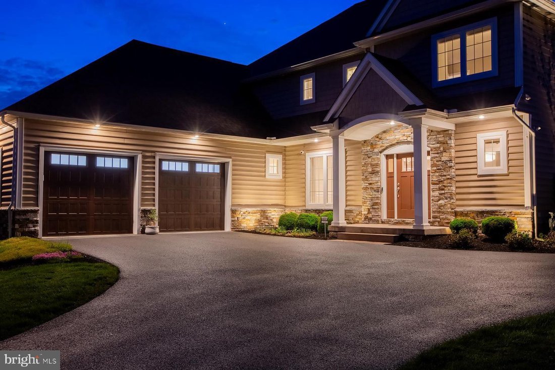 House in Lancaster, Pennsylvania, United States 2 - 18372135