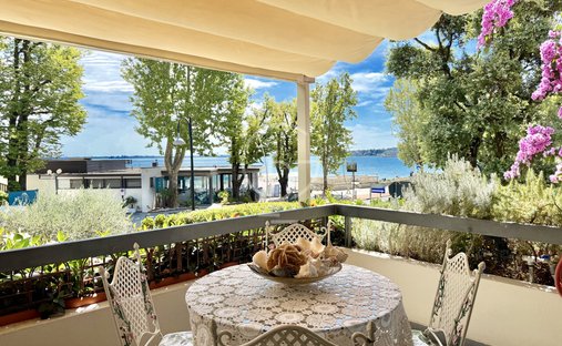 Villa in Desenzanino, Desenzano del Garda, Lombardy 1