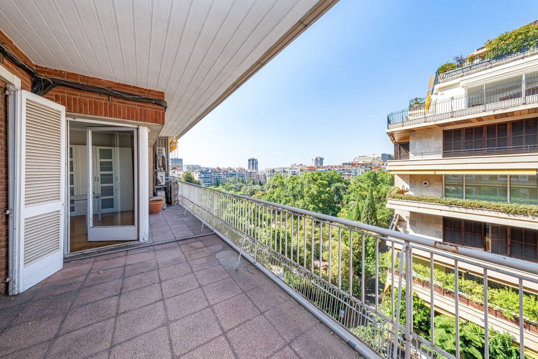 Apartment in Sarrià-Sant Gervasi, Barcelona, Spain 3 - 18372017