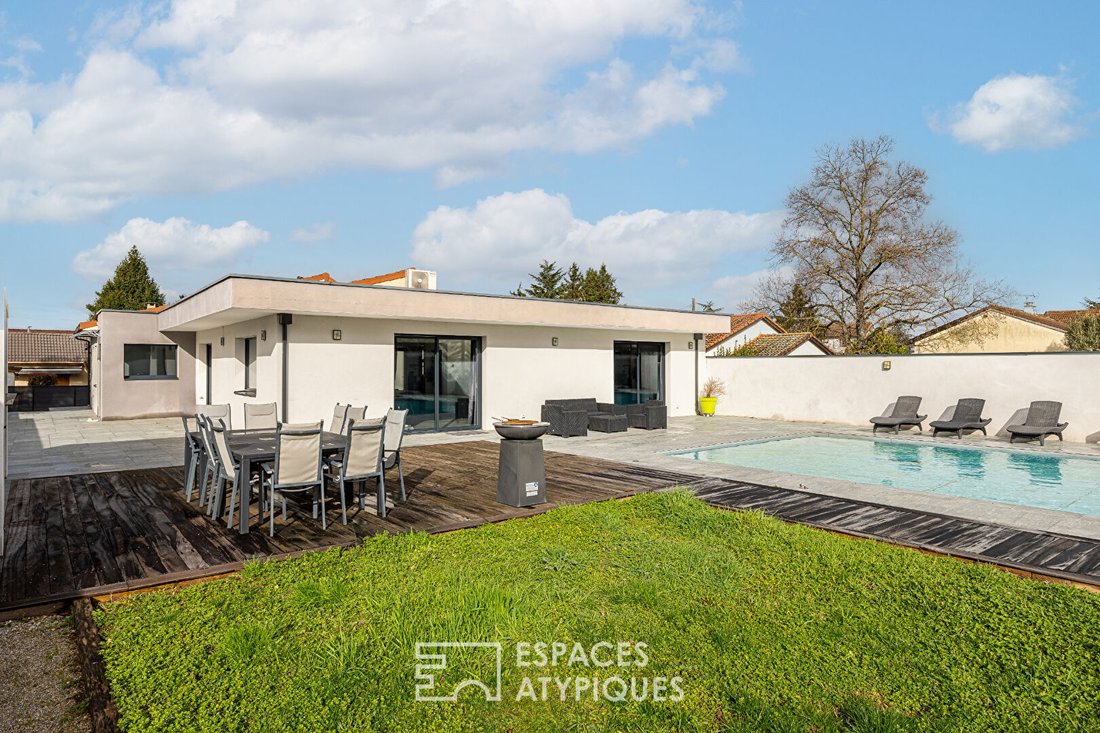 Villa in Mi Plaine-Manissieux-Village, Saint-Priest, France 1 - 18368899