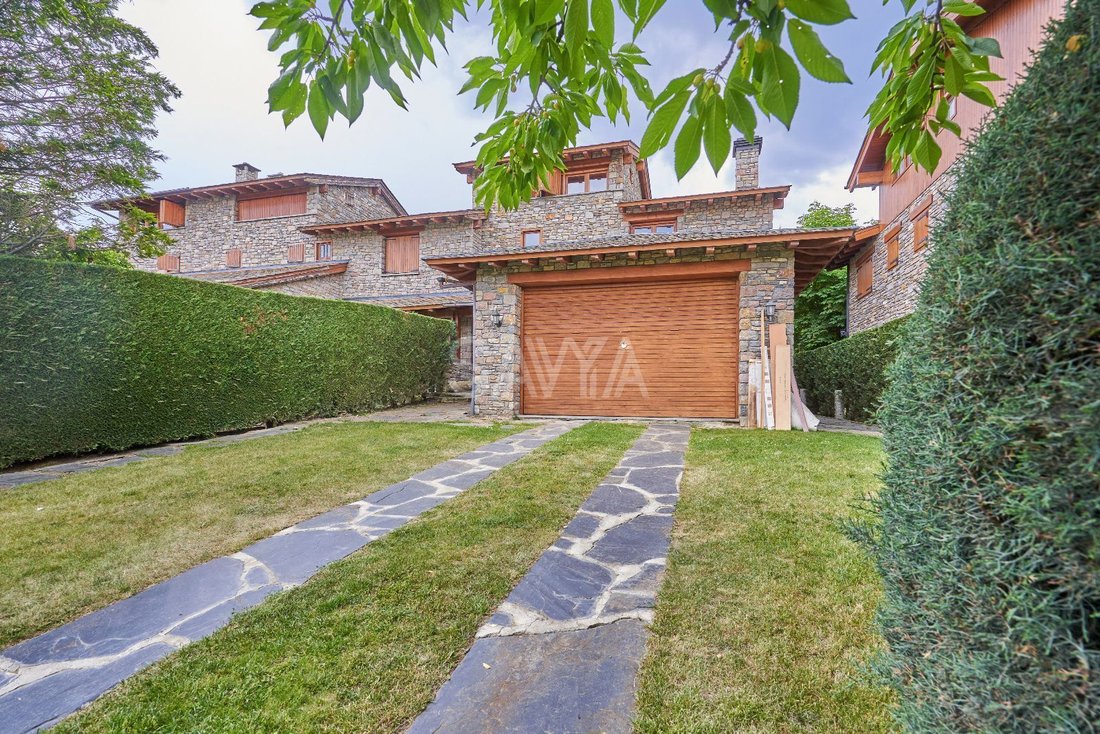 House in Prats i Sansor, Catalonia, Spain 3 - 18372014