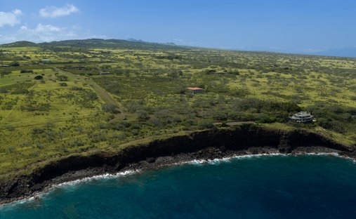 Land in Hawi, Hawaii, United States 1