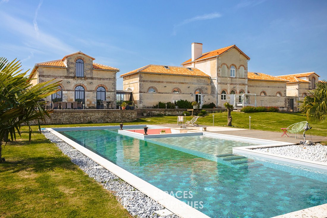 Villa in Benon, Nouvelle-Aquitaine, France 1 - 18369299