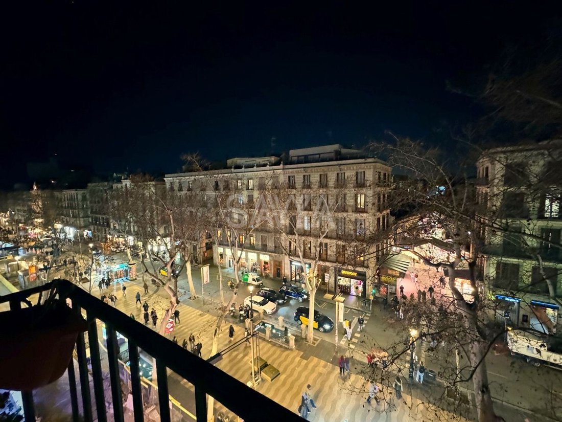 Apartment in Ciutat Vella, Barcelona, Spain 3 - 18372022