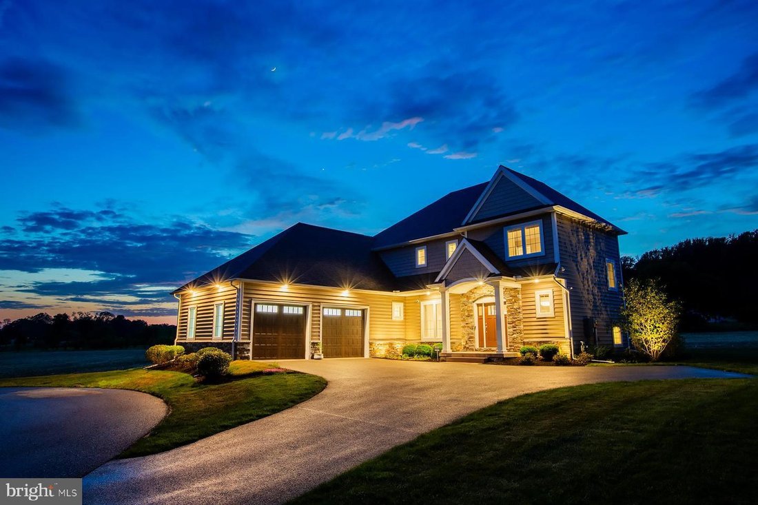 House in Lancaster, Pennsylvania, United States 1 - 18372135