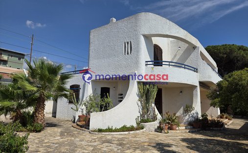 Villa a Reggio Sud, Reggio Calabria, Calabria 1