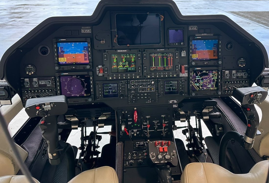 Twin Engine in United Kingdom 3 - 18372226