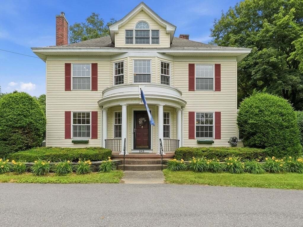 House in Greenfield, Massachusetts, United States 1 - 18372278