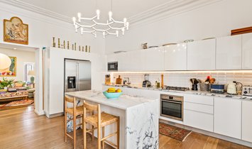 Apartment in Santo Antonio, Lisbon, Portugal 1