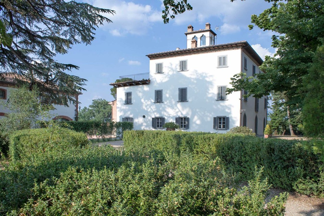 Villa in Monte San Savino, Tuscany, Italy 5 - 18372310