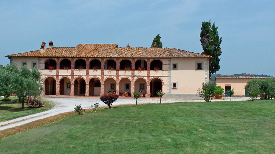 Villa in Sinalunga, Tuscany, Italy 2 - 18372171