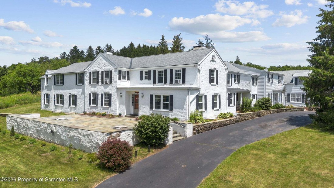 House in Dalton, Pennsylvania, United States 1 - 18372216