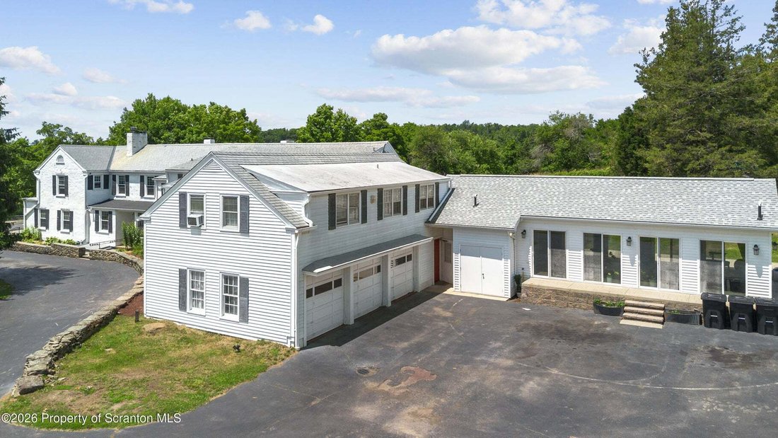 House in Dalton, Pennsylvania, United States 2 - 18372216