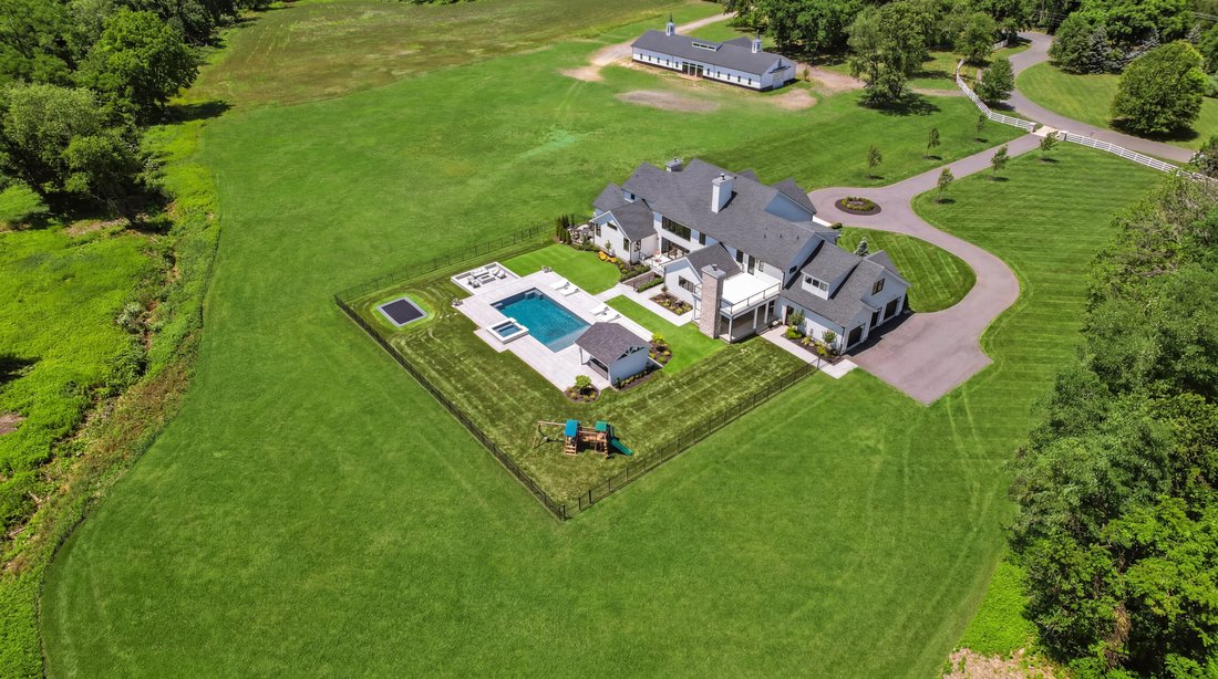 House in Colts Neck, New Jersey, United States 4 - 18372292